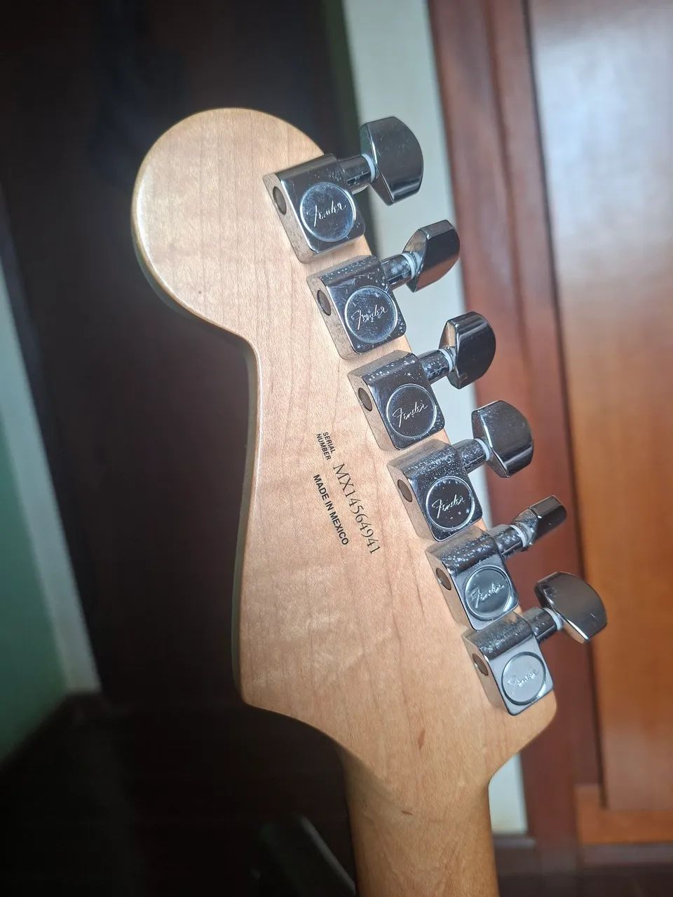 Fender Stratocaster (MIM 2014) - Foto 3