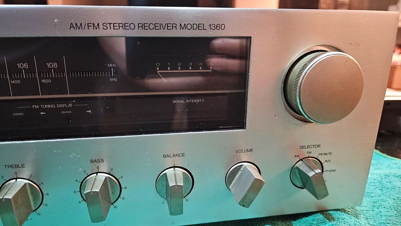 Receiver Gradiente Model 1360 Vintage - Funcionando - Foto 3
