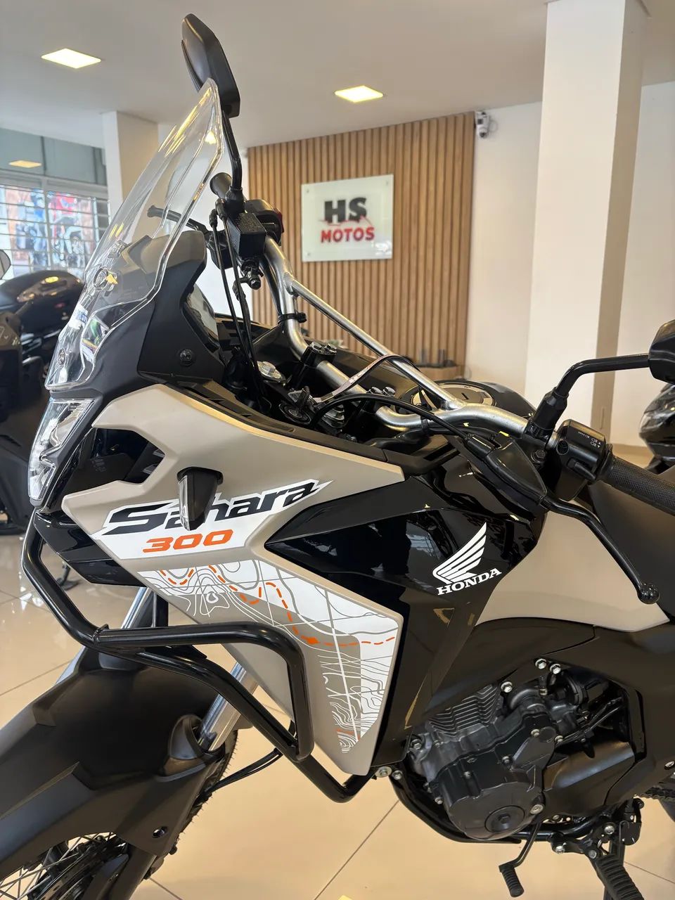 Honda Sahara 300 ADV 2026 - Foto 4