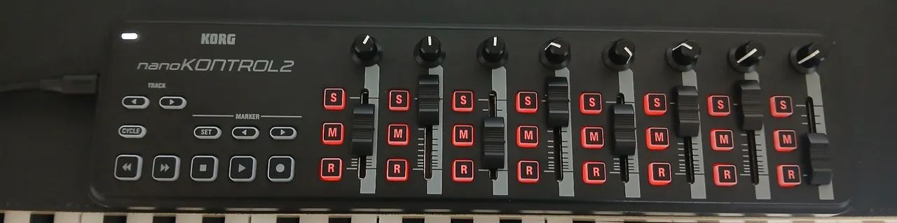 Korg nanokontrol 2 - Foto 2
