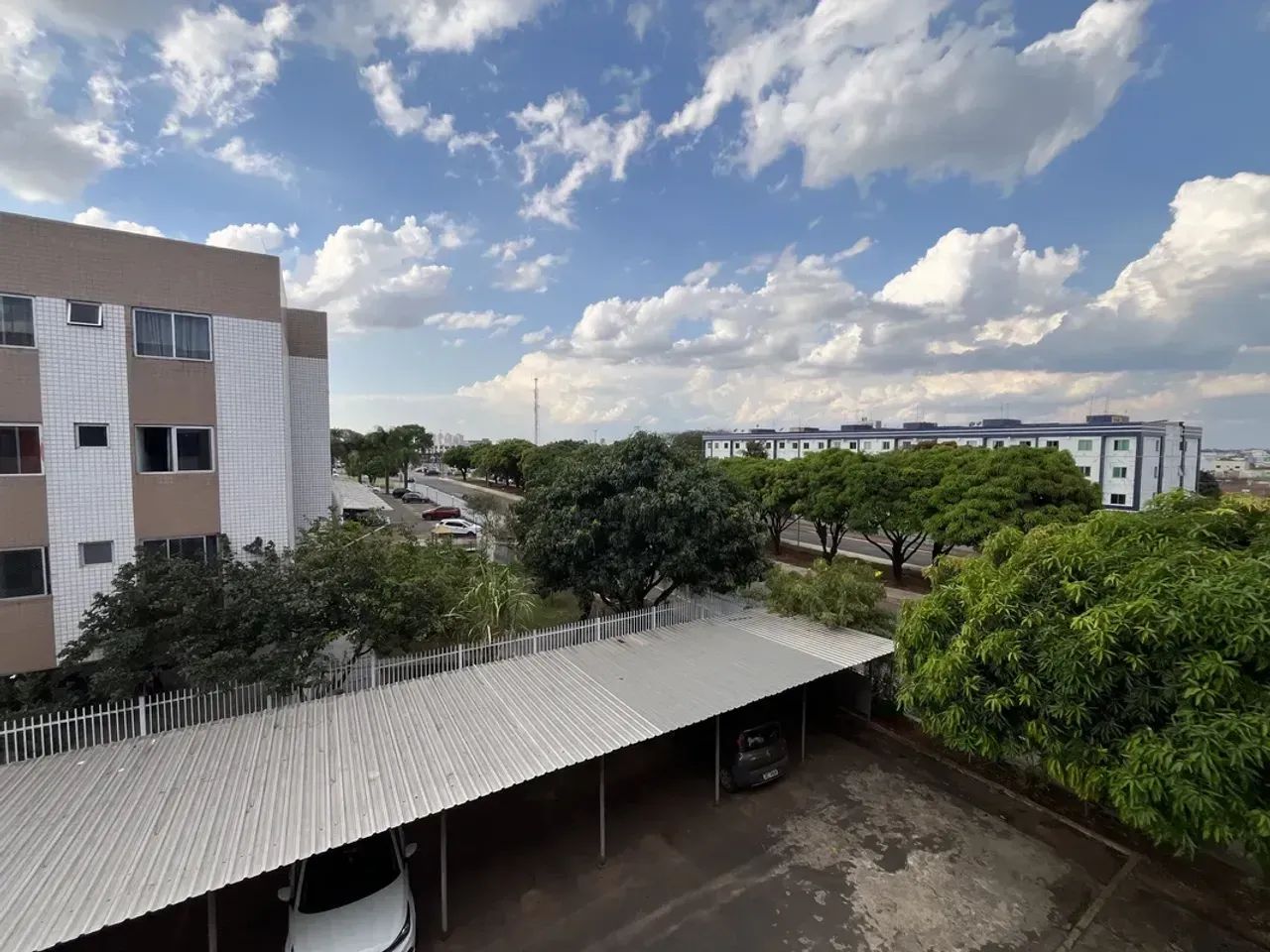QNL 23 | 2 QUARTOS + DCE, 2 VAGAS E REFORMADO  R$ 319 MIL