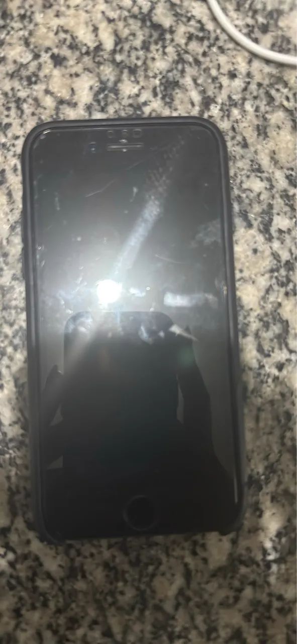 iPhone 8 usado 