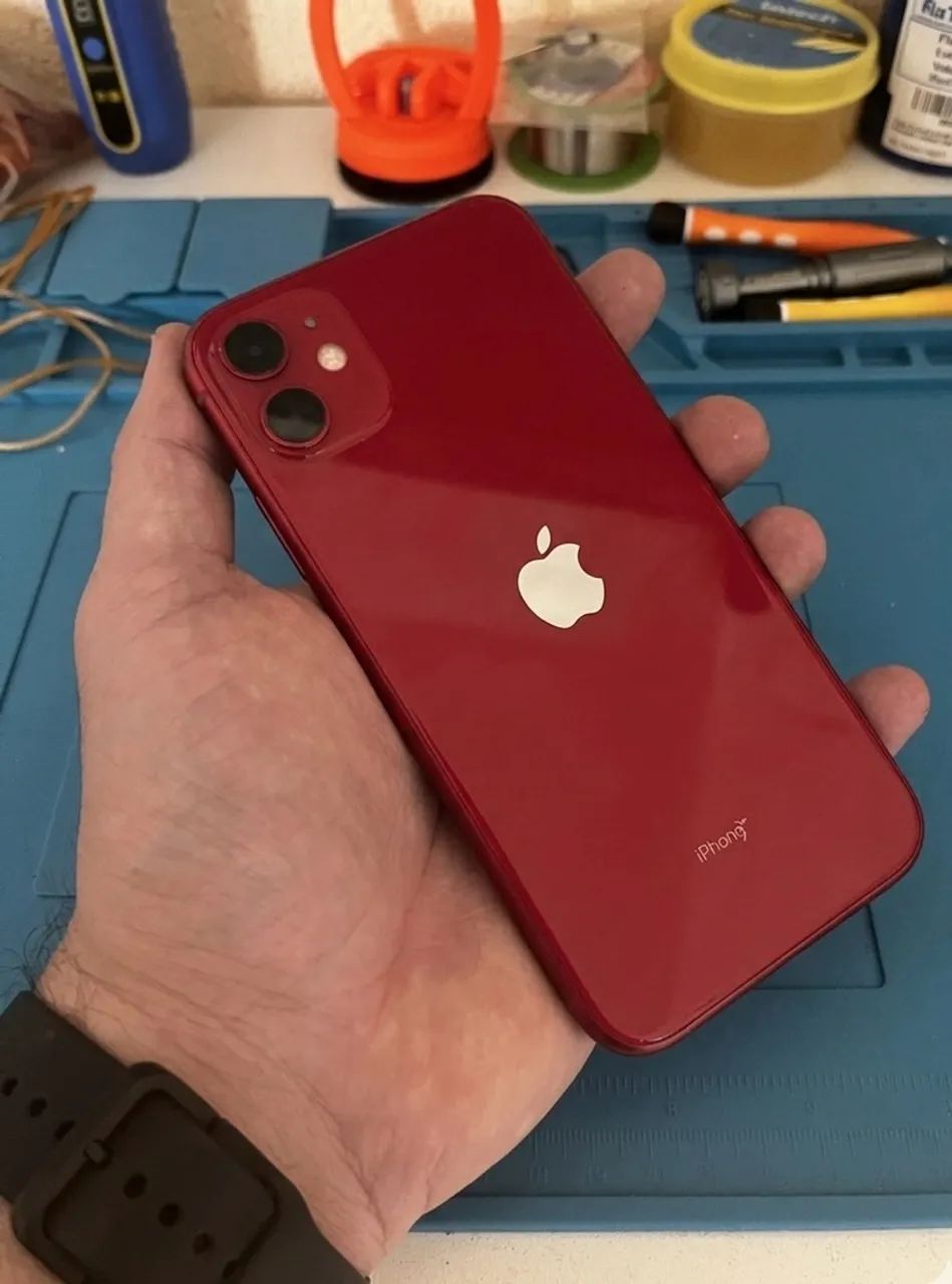 iPhone 11 (RED) 128GB TROCO POR GAME - Celulares e Smartphones
