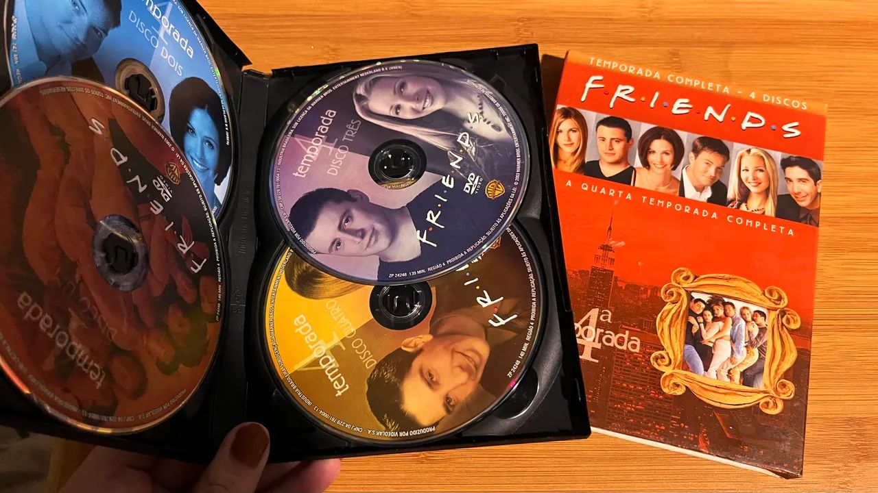 DVD Friends - 4º temporada - DVD, Blu-Ray e Vídeo Cassete - Jardim