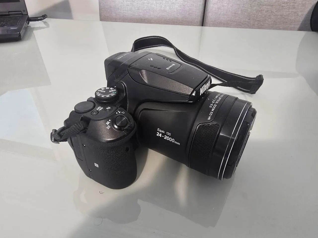 値下げしました　超美品 NIKON COOLPIX P900 A Nikon COOLPIX P900 é uma câmera do tipo bridge/superzoom