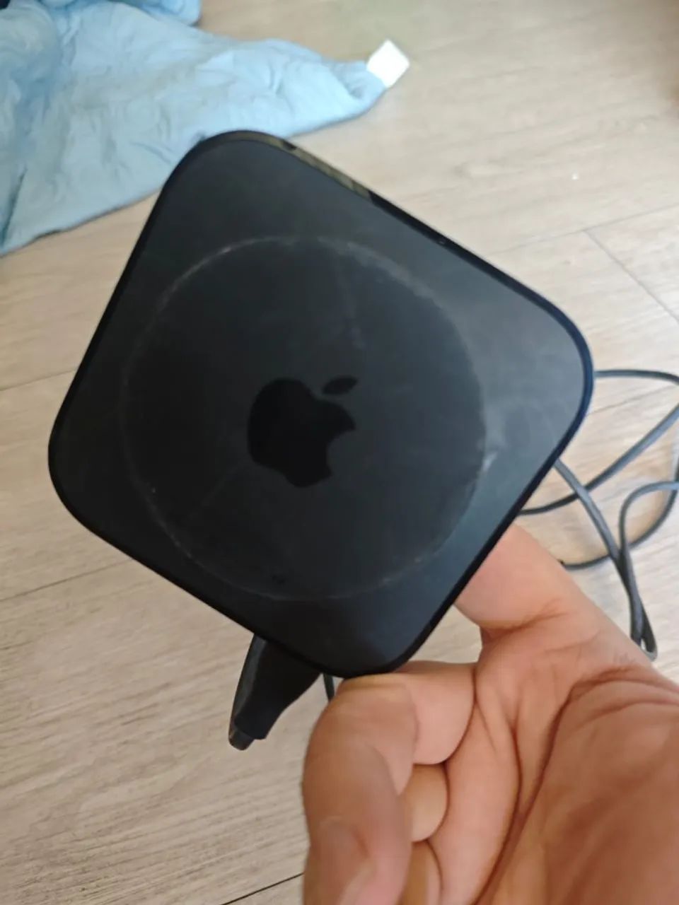 Apple TV 3a Geracao Full HD Com Controle Remoto Original e Cabo - Foto 3