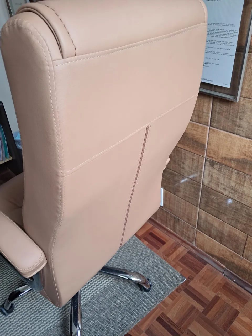 Cadeira Escritório Caramelo  - Foto 4
