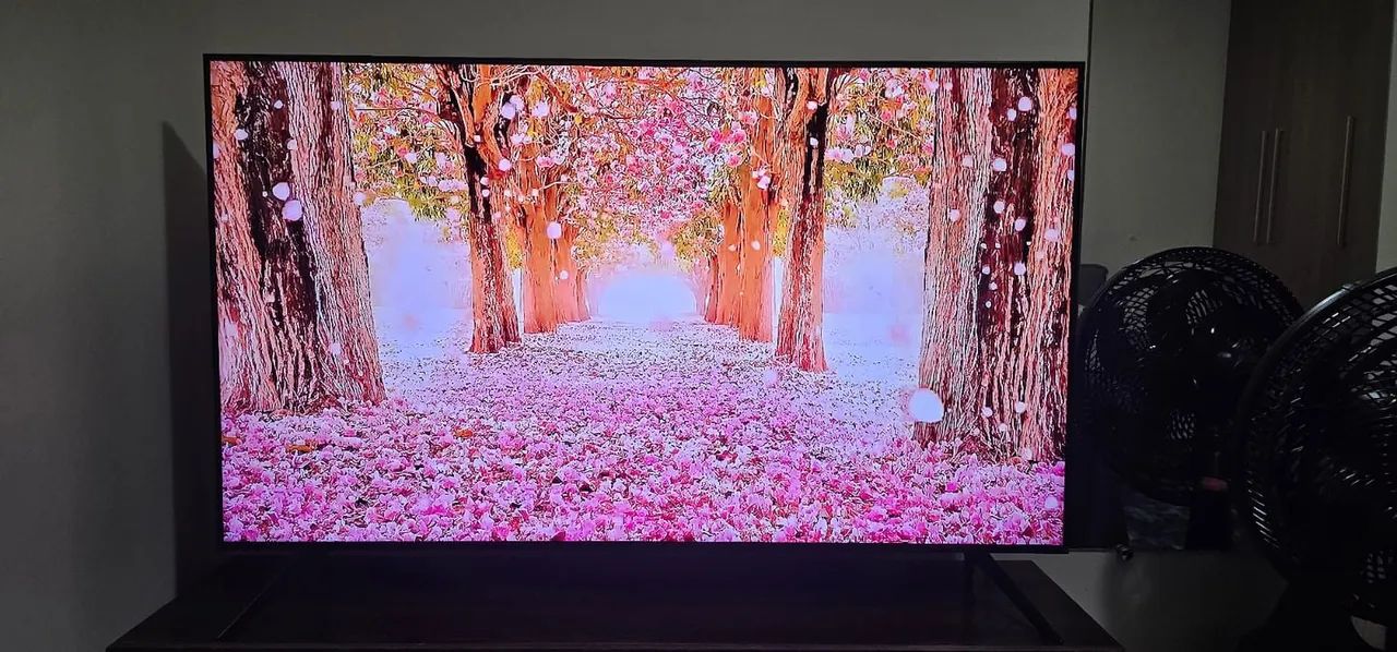 Smart TV Crystal 50" + Rack  - Foto 2