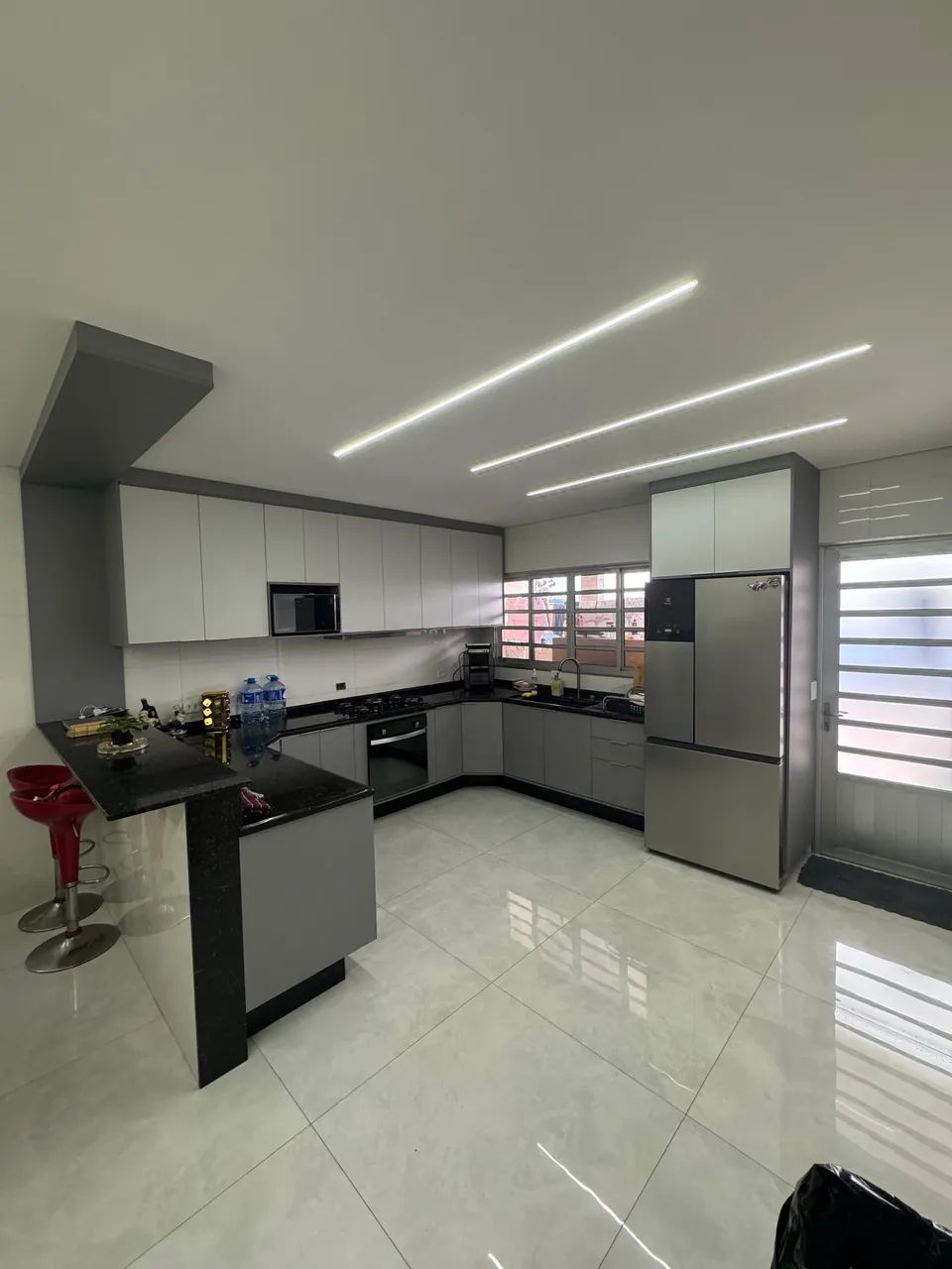 Excelente sobrado mais duas casas 