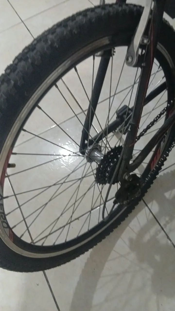 Bicicleta  - Foto 2