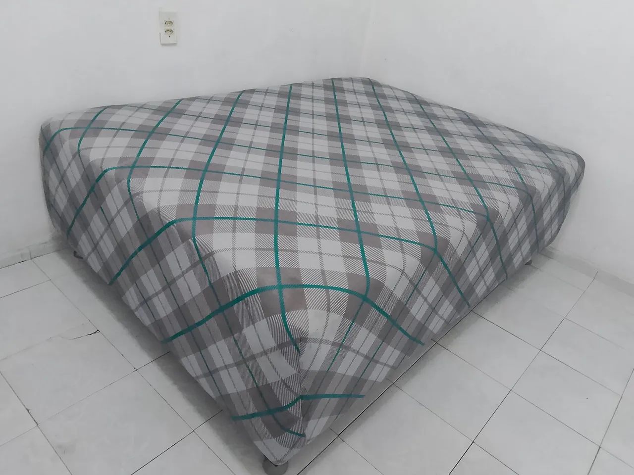 Cama box casal Nova de molas ensacadas  - Foto 3