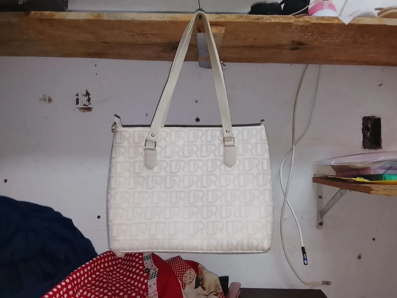Vendo uma bolsa de marca..meu watsapp e * - Foto 3