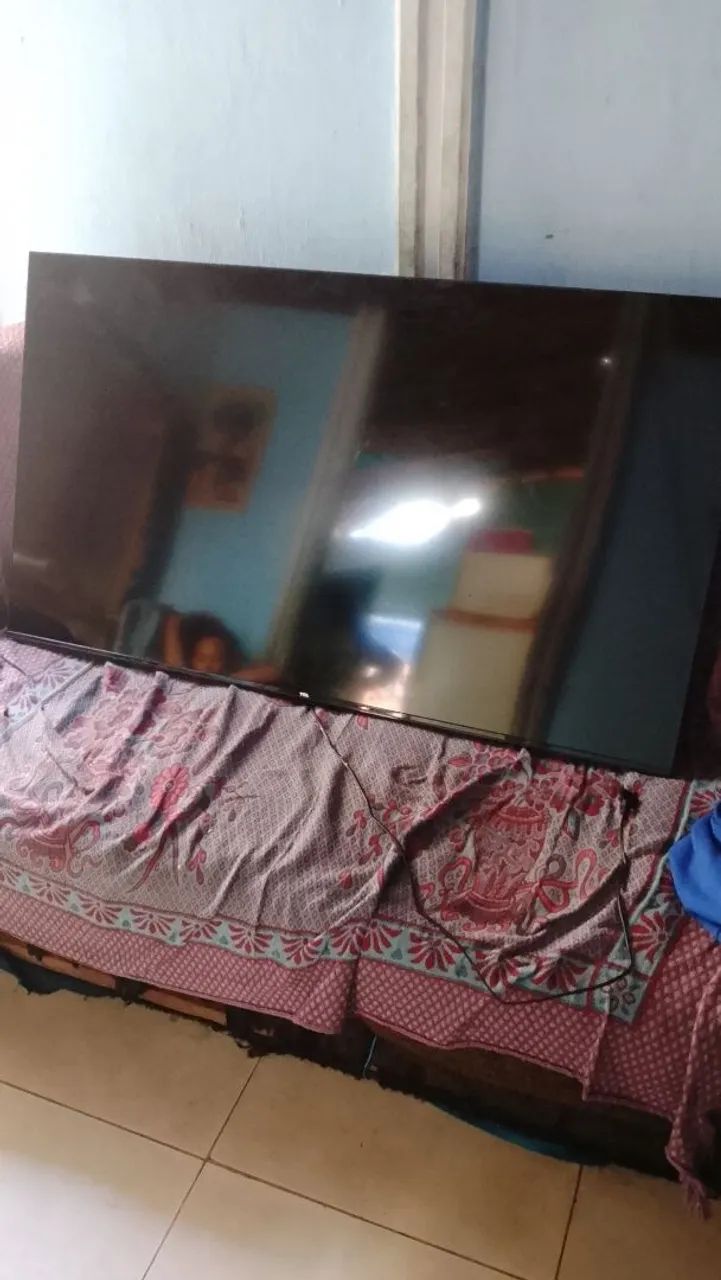Televisão TCL com defeito de 75  polegadas  - Foto 2