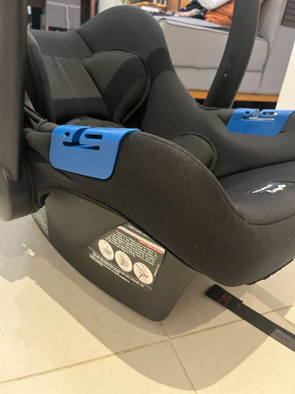 Cadeirinha para carro Bebê conforto com base  - Foto 3