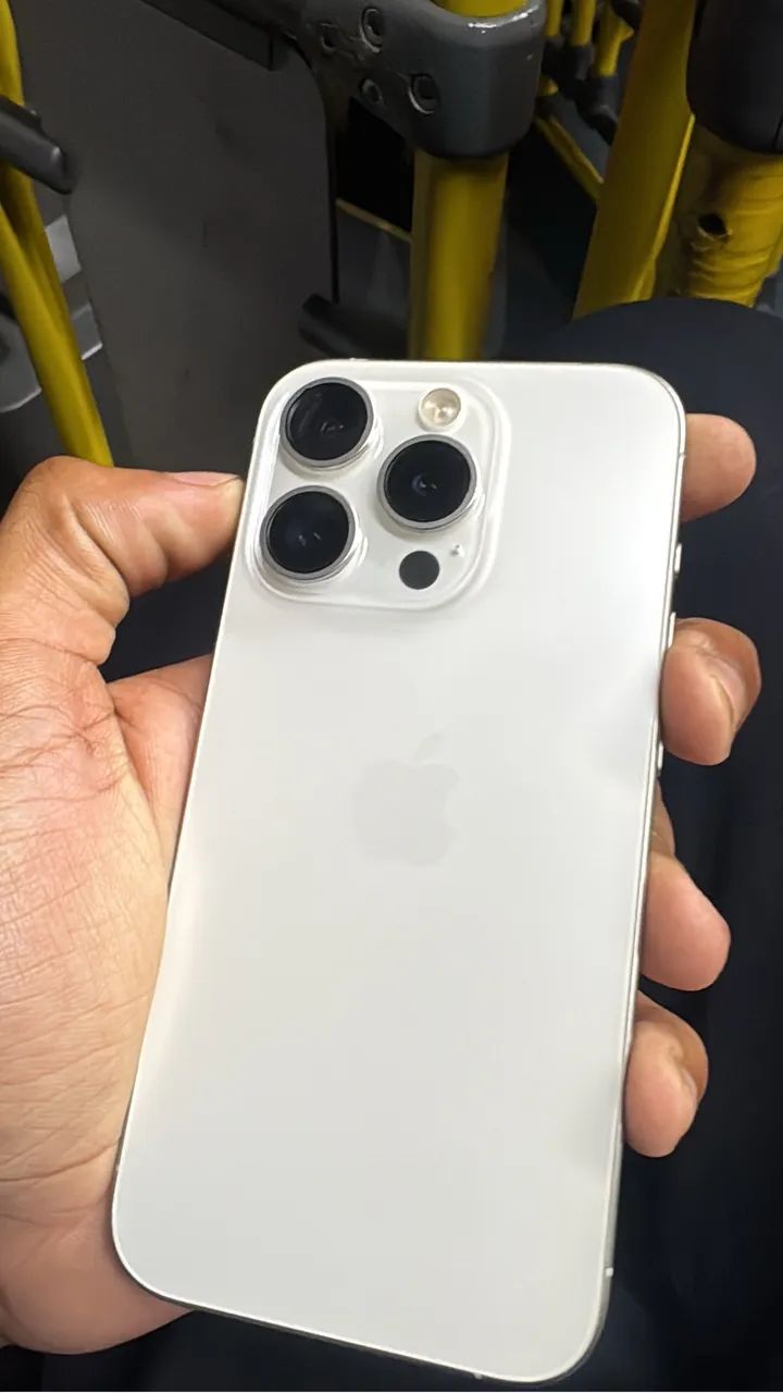 iPhone 15 pro - Foto 2