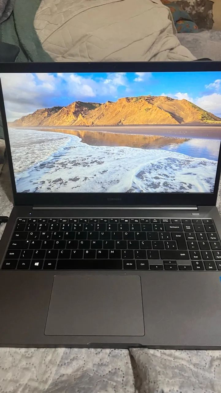 Vende-se Notebook Samsung Book