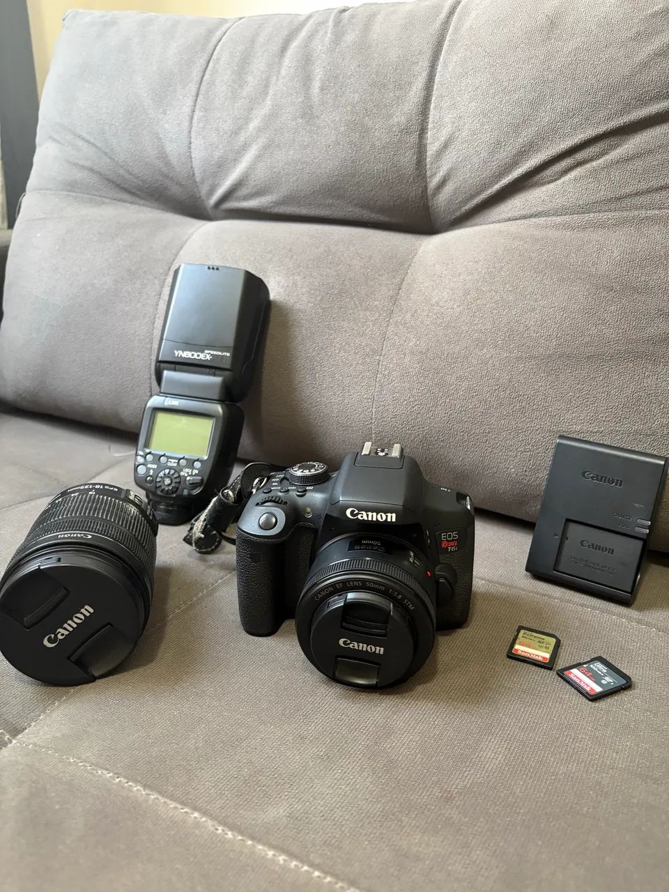 Câmera com kit completo 