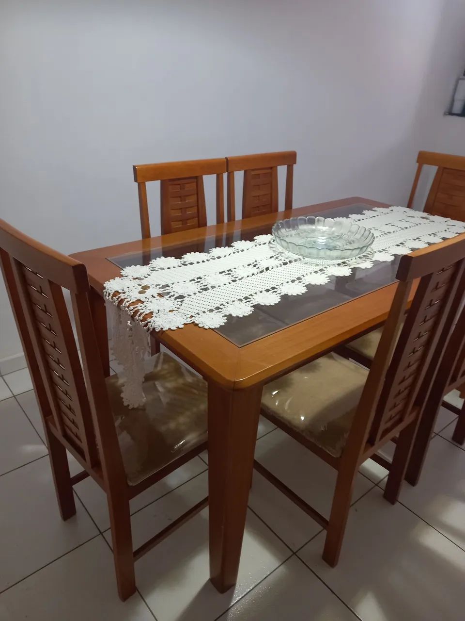 Mesa vidro com 6 cadeiras