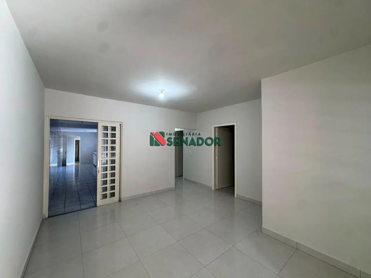 Casa à venda em Londrina, Recreio, com 4 quartos, com 155 m² - Foto 5