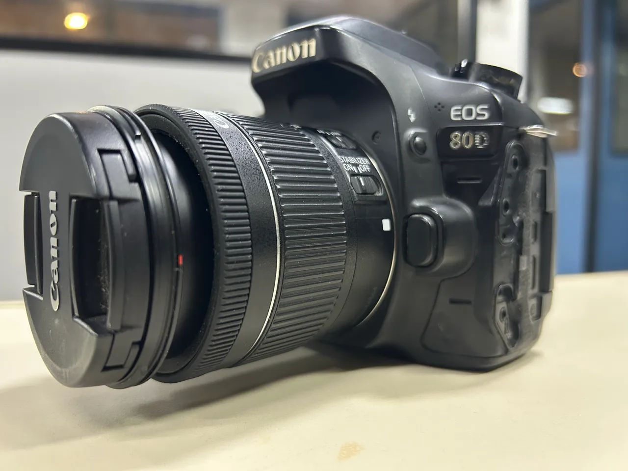 80D CÂNON DSLR CAMERA 
