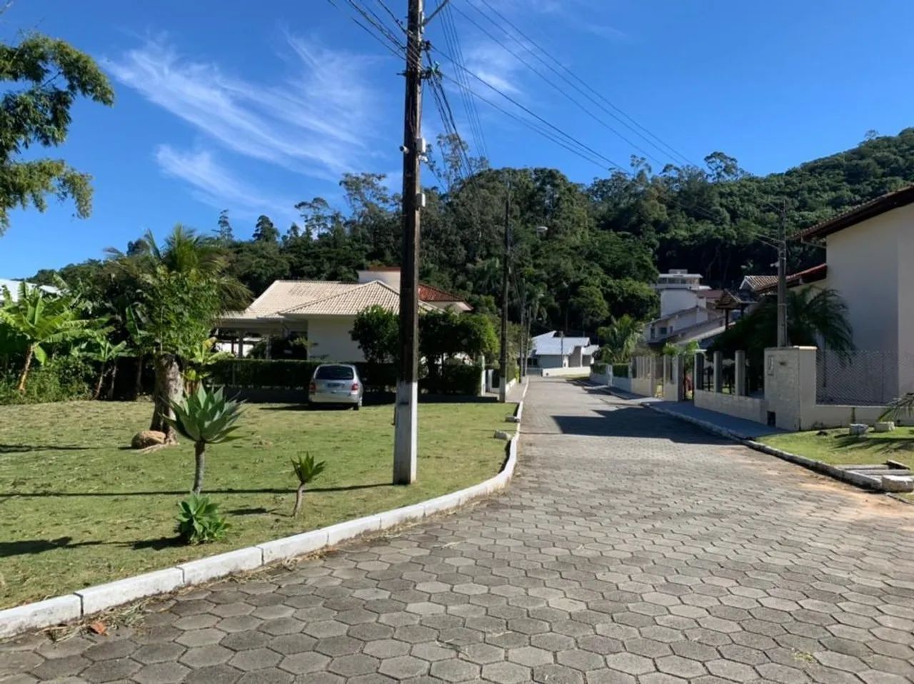 Terreno à Venda em Sambaqui, Florianópolis - SC - Foto 2