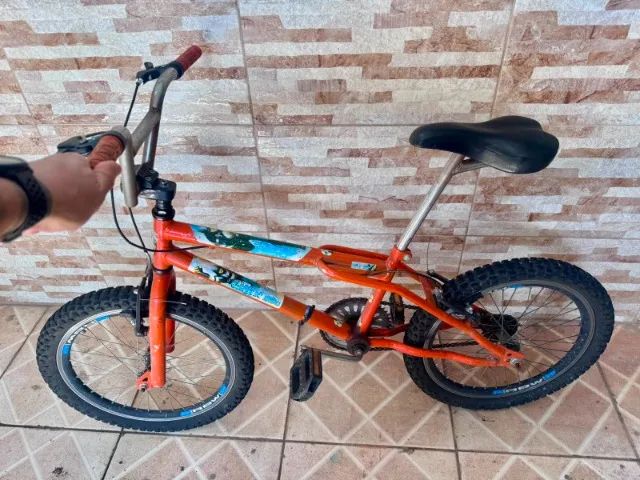 BICICLETA BMX CROSS ARO 20
