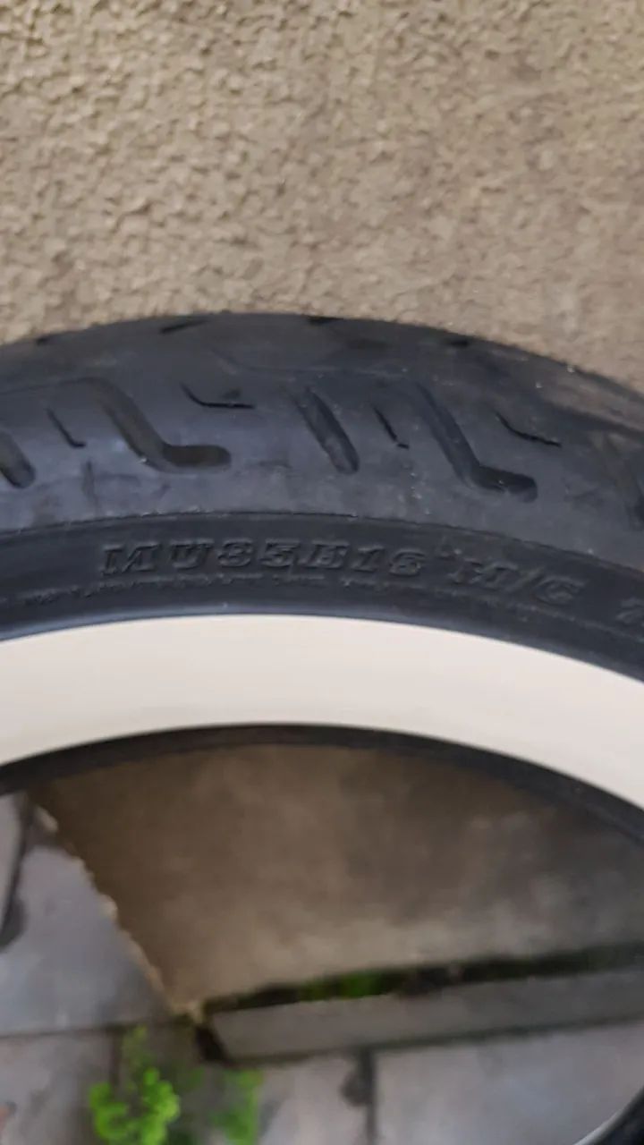 Pneu marca harley davidson faixa branca para usado meia vida aro 16 traseiro é dianteiro  - Foto 2