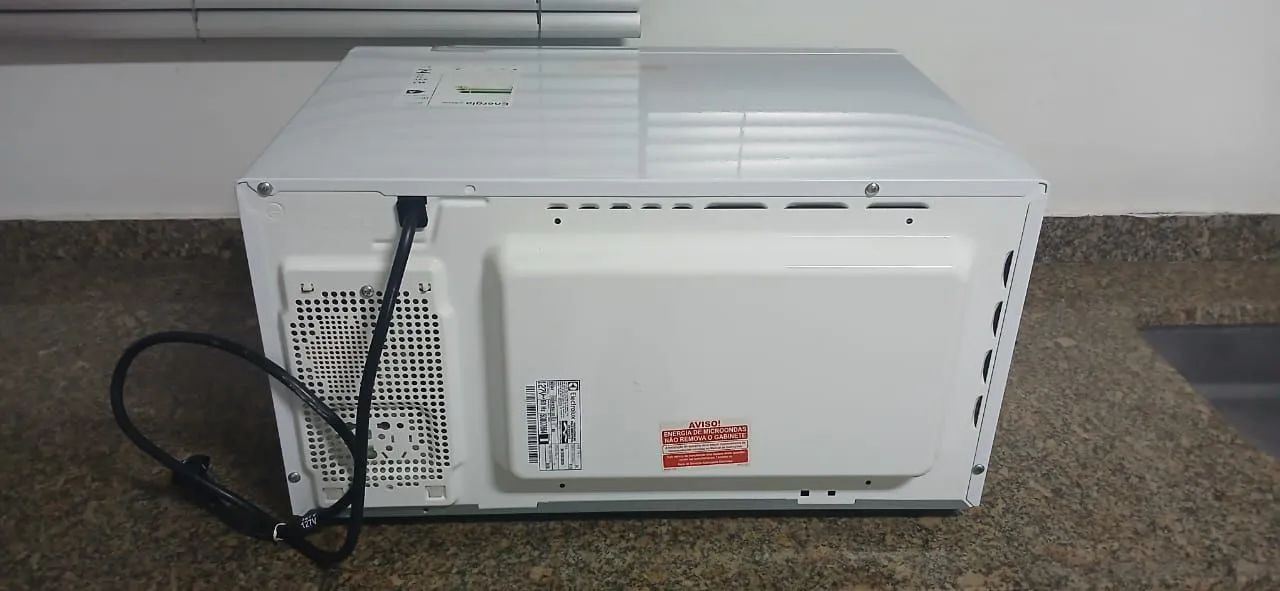 Microondas Eletrôlux 34litros - Foto 5