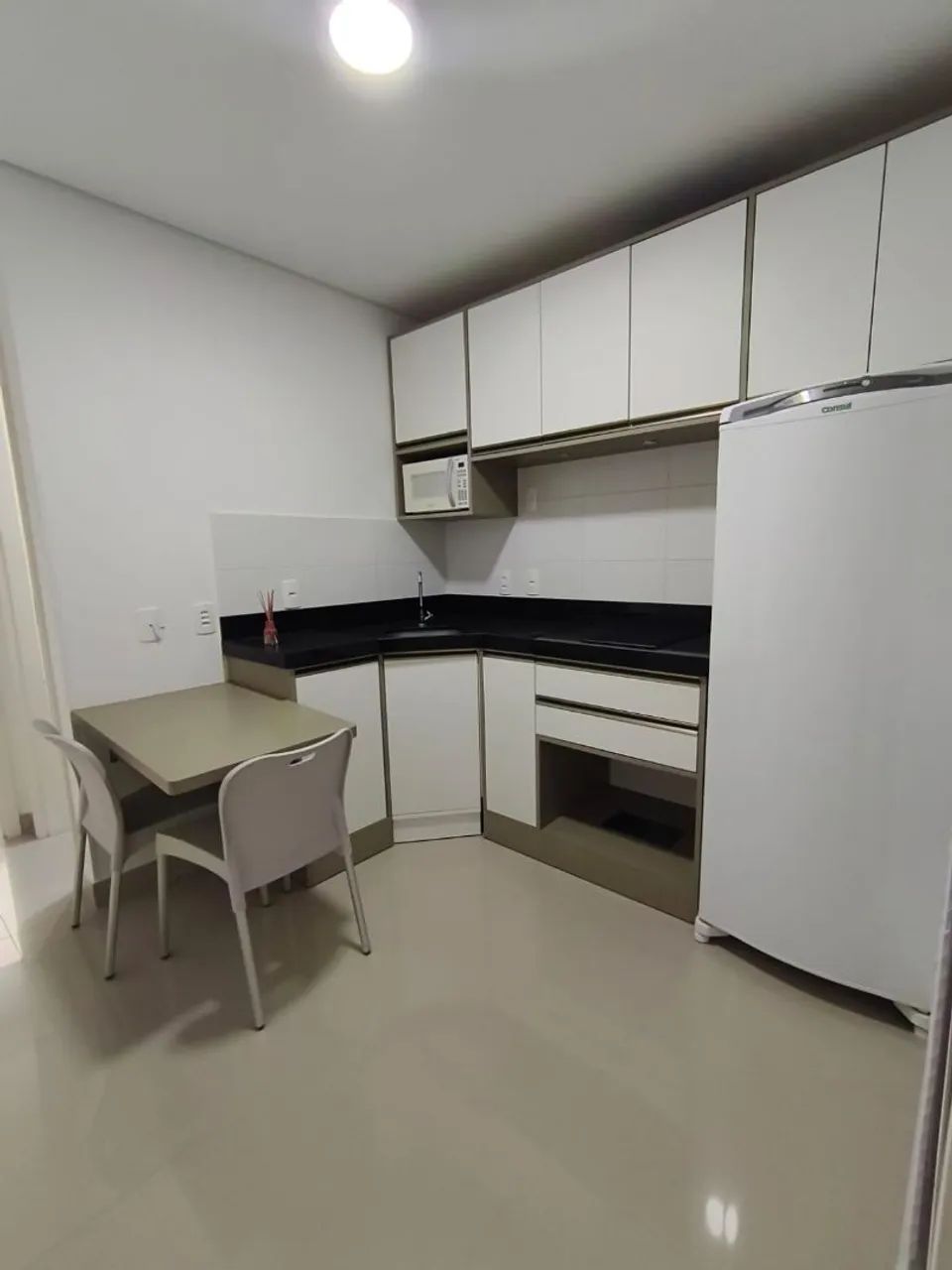 Apto 01 dormitório 02 Locação Anual Direto com Proprietário Apartamento 80 metros do Mar - Foto 4