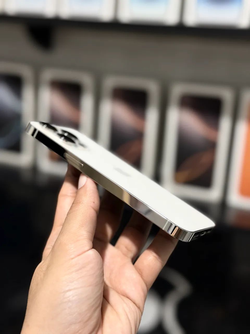 iPhone 13 Pro 256gb semi novo - Celulares e Smartphones