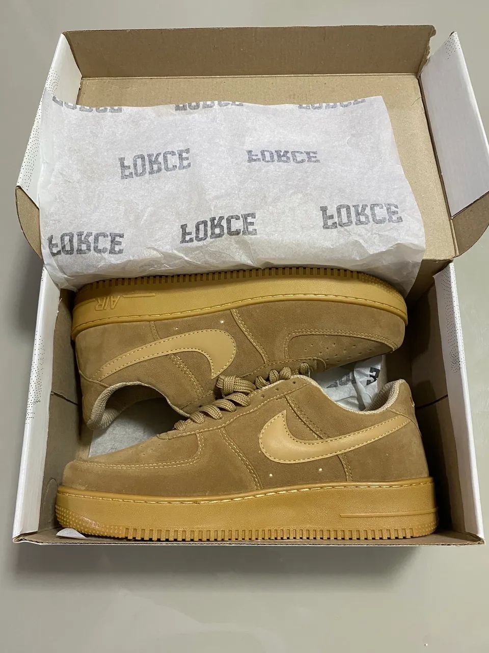Tênis Nike Air Force camurça 40 - Foto 5