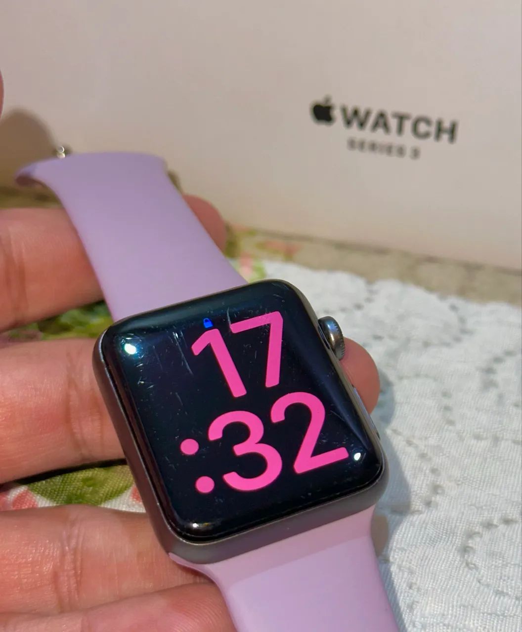 Apple Watch Series 3 42mm GPS Original + Caixa - Smartwatches
