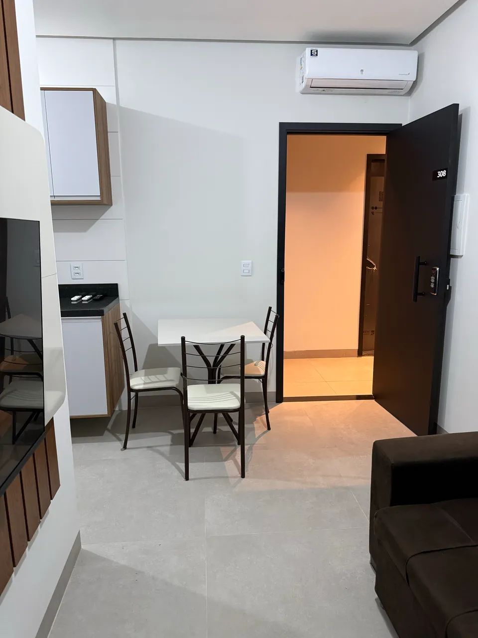 Apartamento mobiliado com ótima localização  - Foto 3