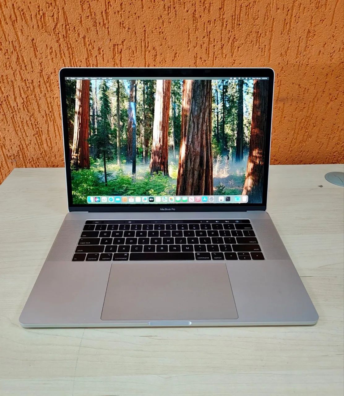 MacBook Pro - 16gb - 512 Memória - 16 Polegadas - Touch Bar