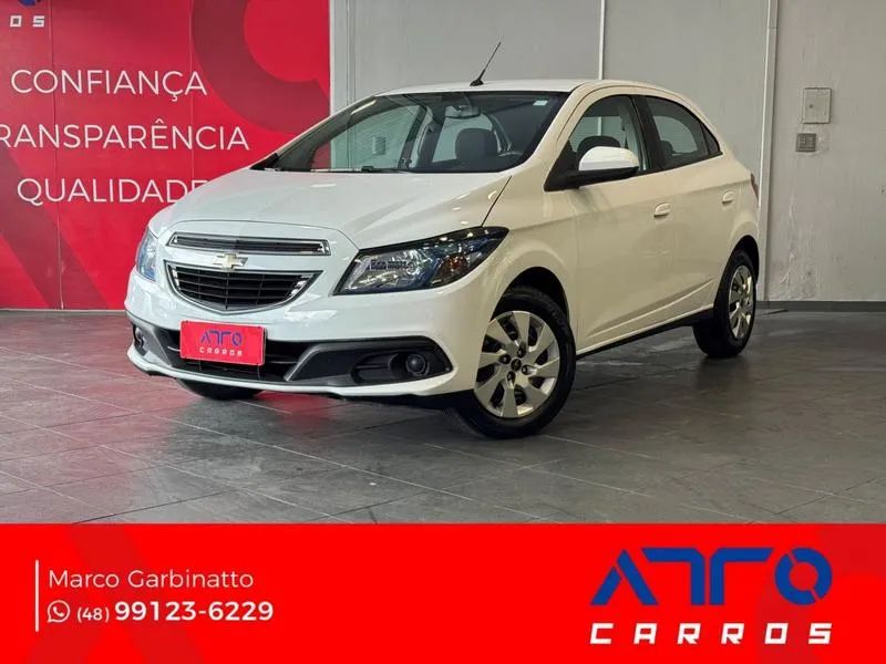 Chevrolet Onix Hatch LT 1.4 8V Flex Mec. 4P 2013 - Foto 3