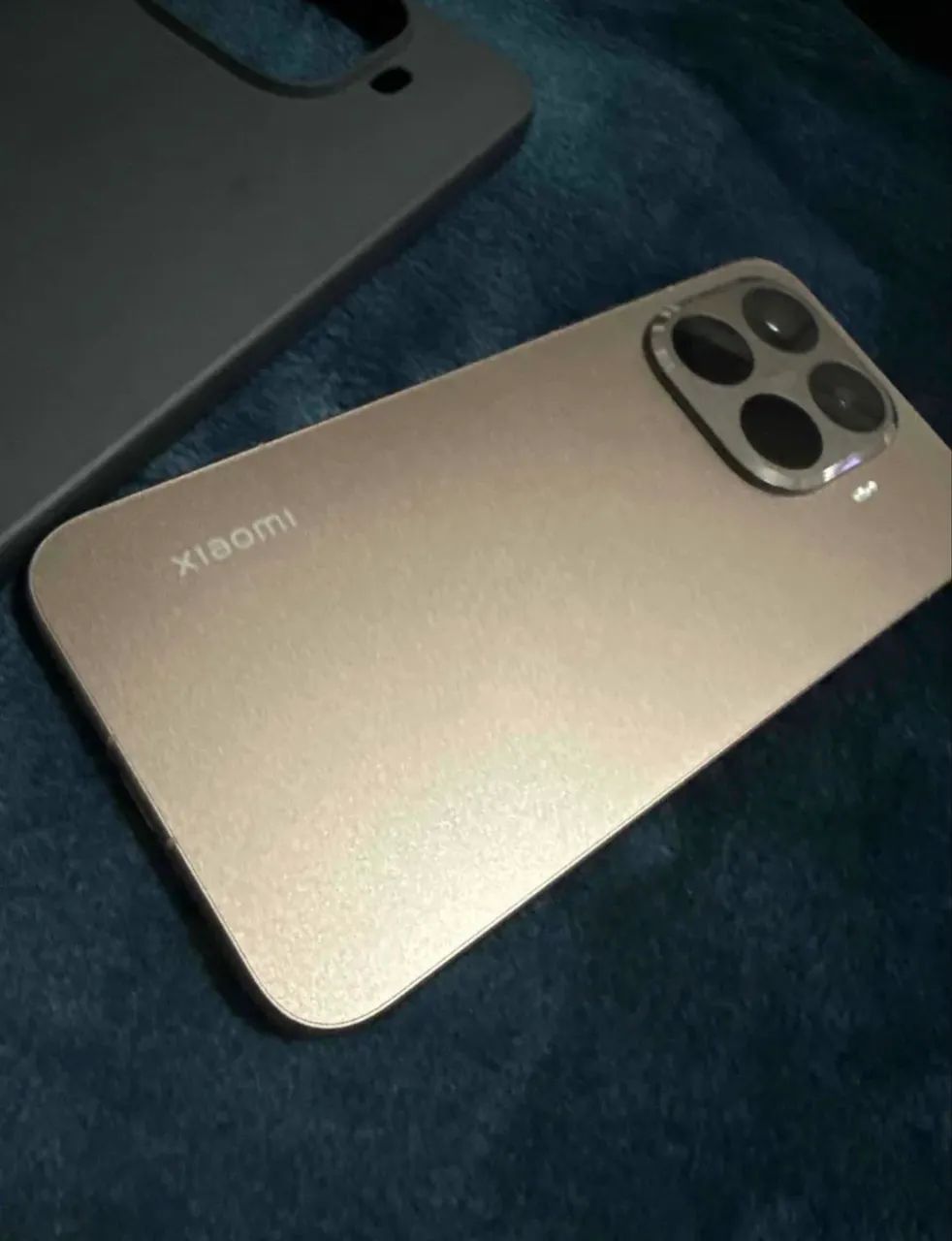Celular Xiaomi 15 T Pro  512GB - Foto 4