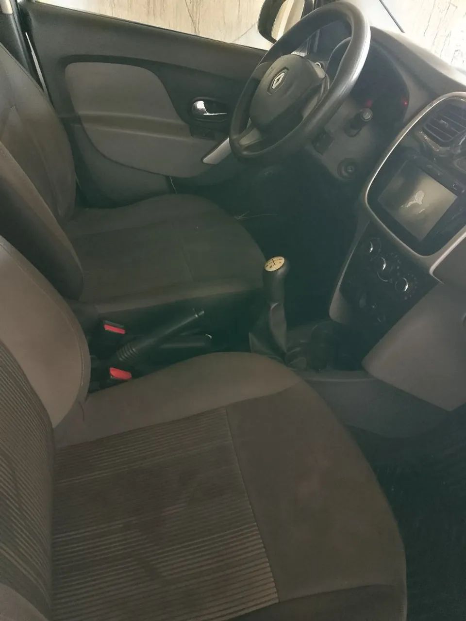 Renault Logan Expression Flex 1.0 12V 4P 2018 - Foto 3