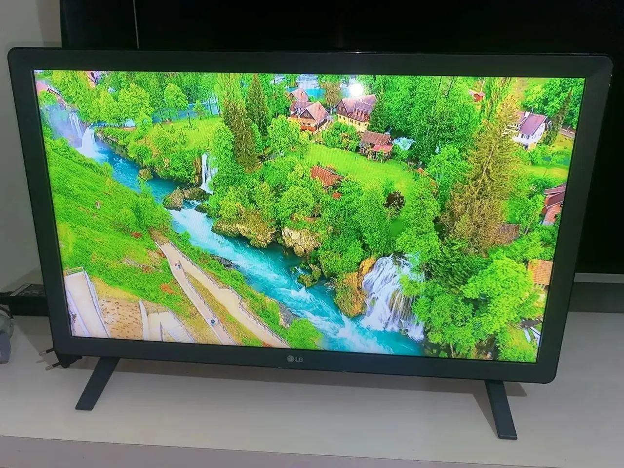 TV LG SMART 32 POLEGADAS SOFISTICADA  - Foto 4