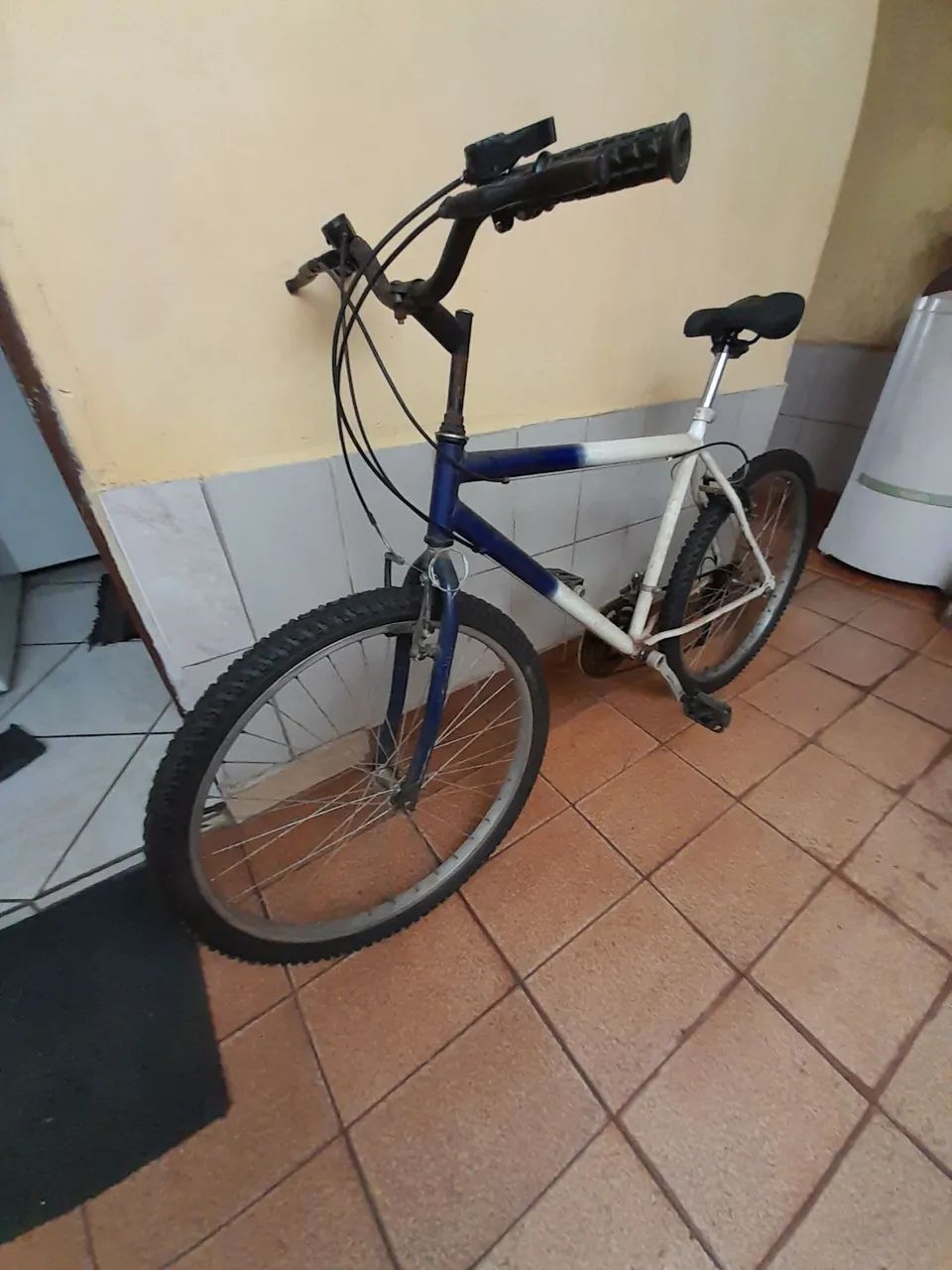 Bicicleta aro 26" com marcha - Foto 2
