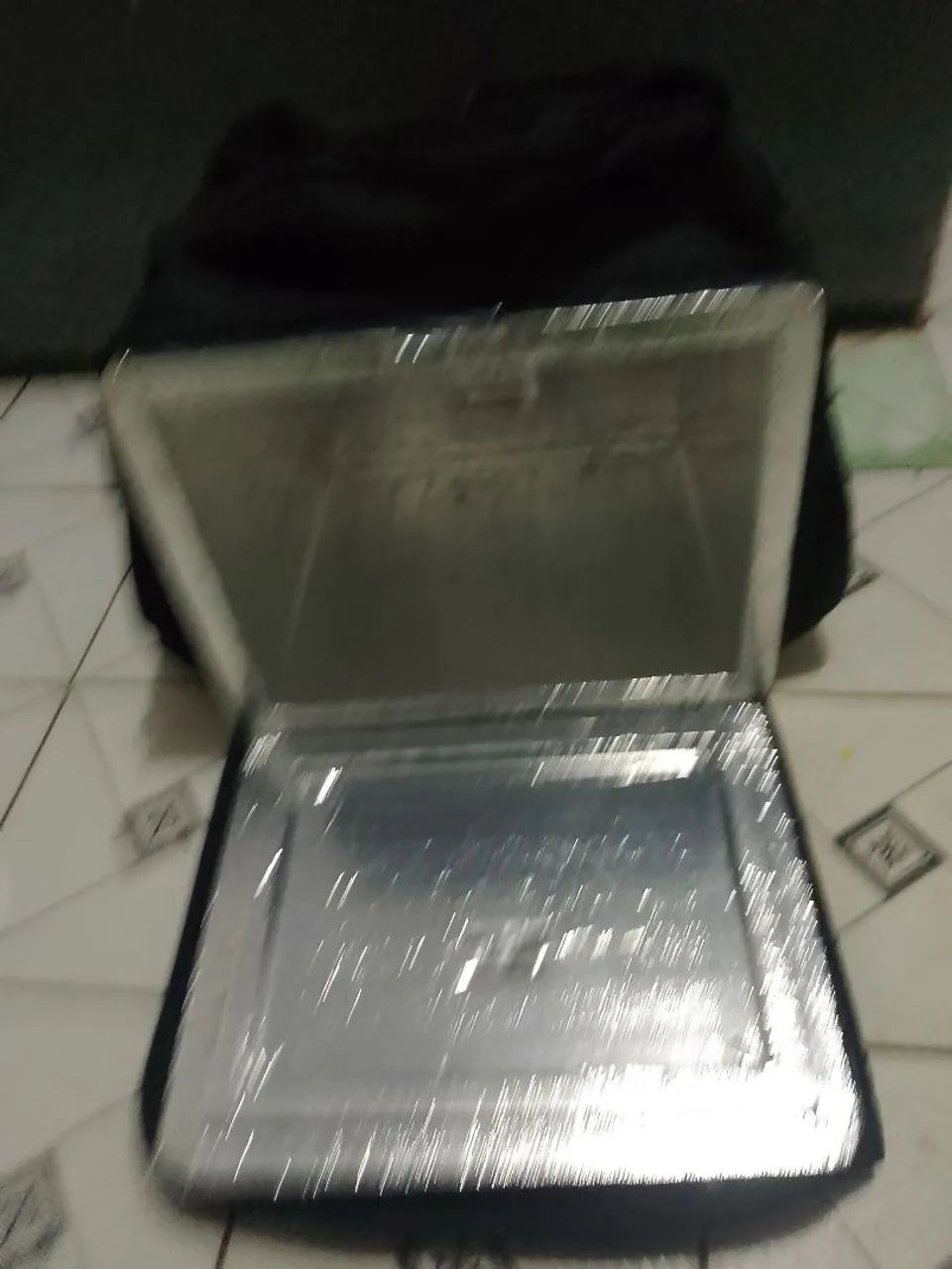 Vendo esse bag em ótimo estado de conservação  - Foto 2