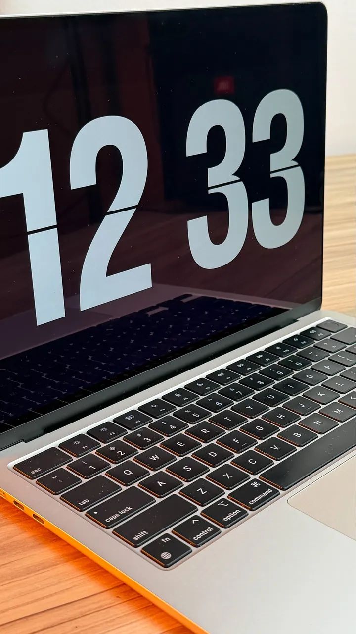 MacBook Air M2 2022 - Foto 3