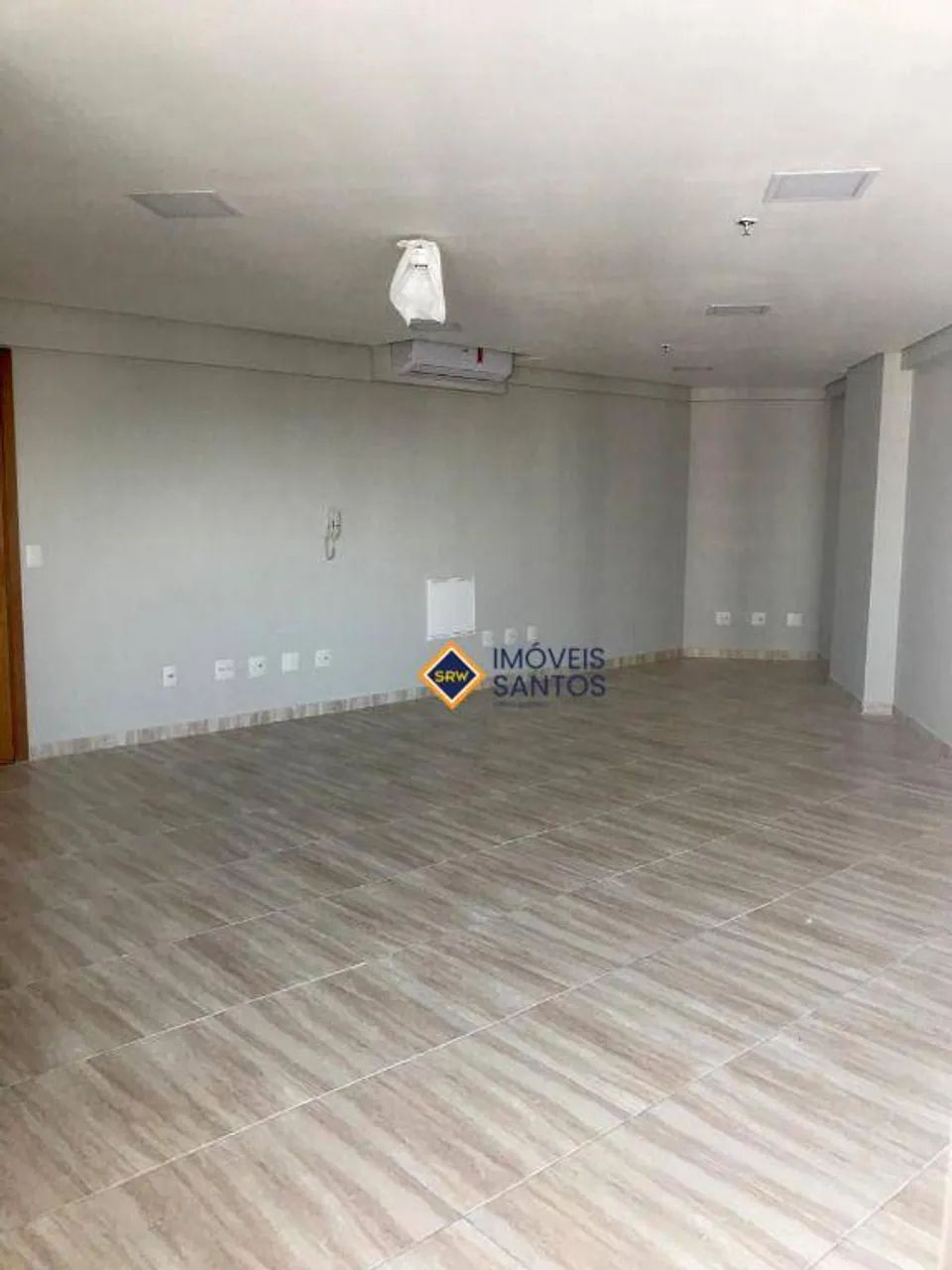 SALA COMERCIAL | 52 m² | Com Sacada e Vaga de Garagem - Foto 4