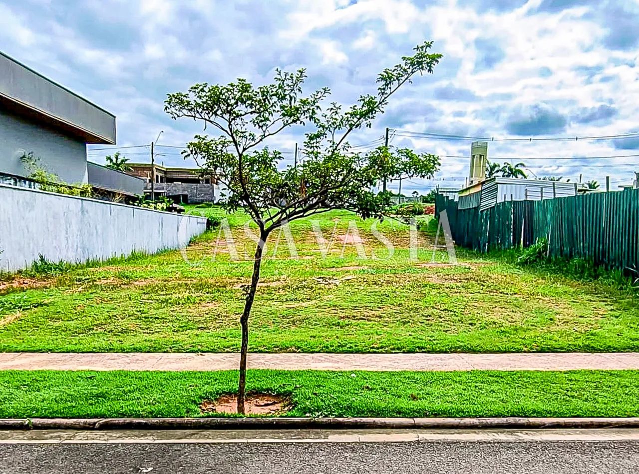 Terreno em Condomínio Royal Boulevard