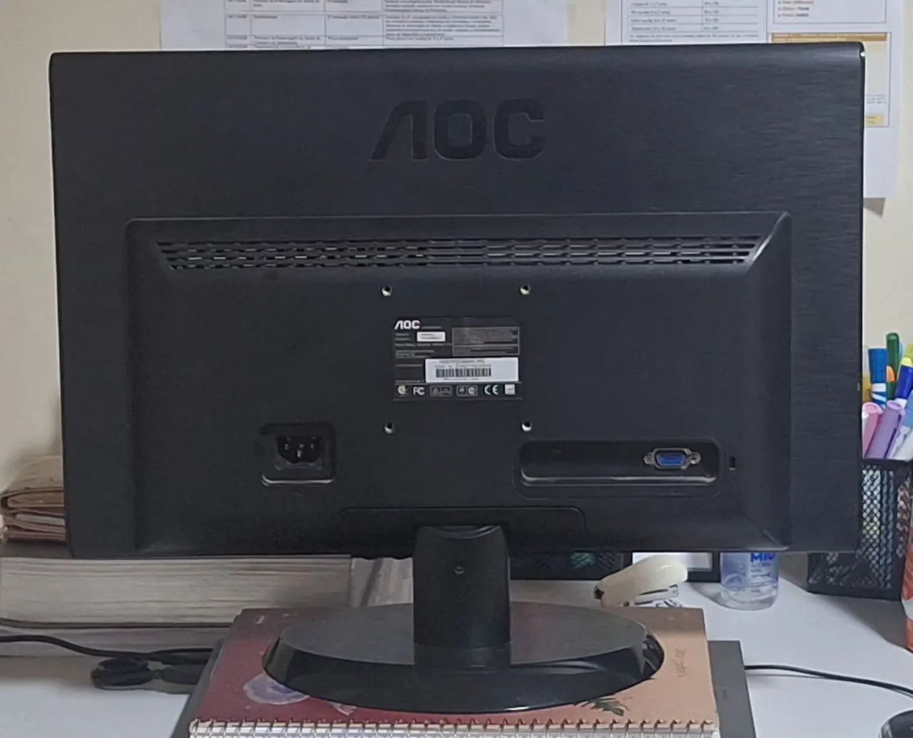 Monitor AOC e950Swn 18,5 Polegadas (Com Defeito) - Foto 2
