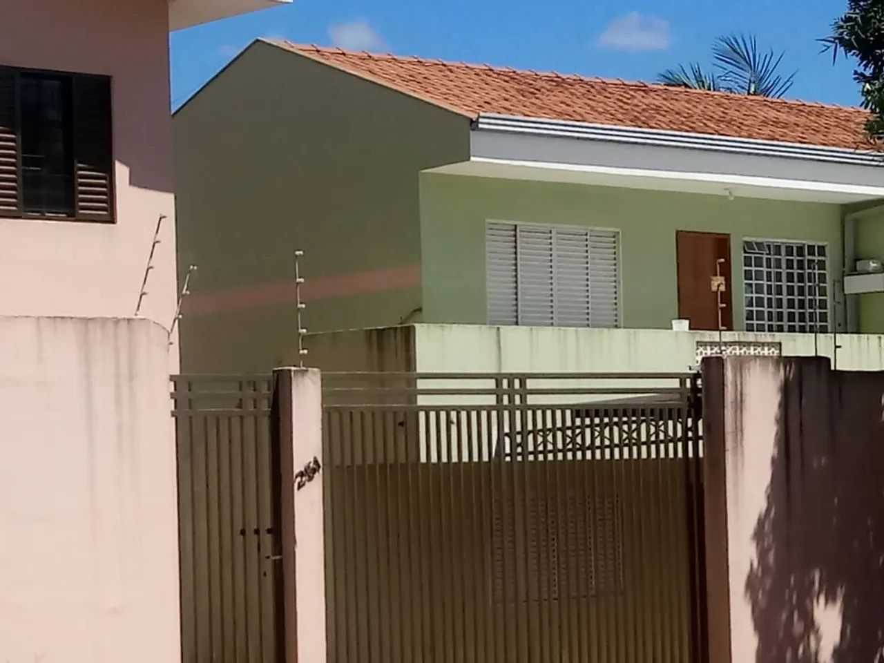 ALUGO APTO MOBILIADO