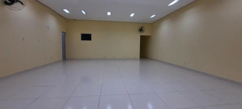GALPÃO COMERCIAL DE 200 M² NA AV. ARAXA - Foto 4