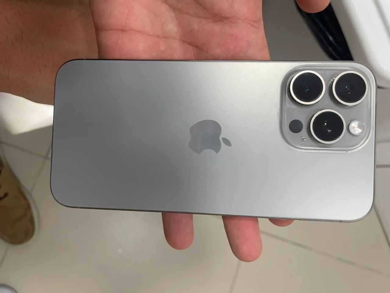 Iphone 15 pro max - Foto 3