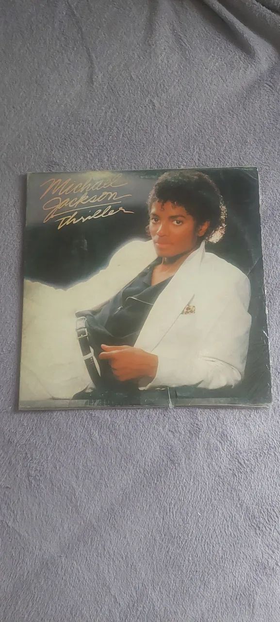 LP Vinil Michael Jackson "Thriller" com encarte completo