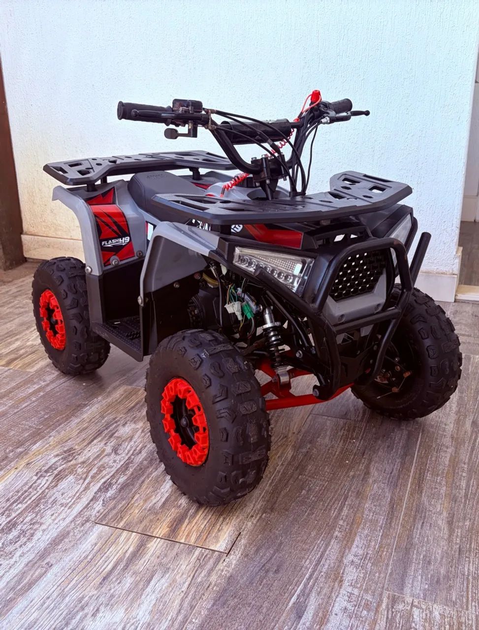 Quadriciclo Fun Motors 50cc zero - Foto 5