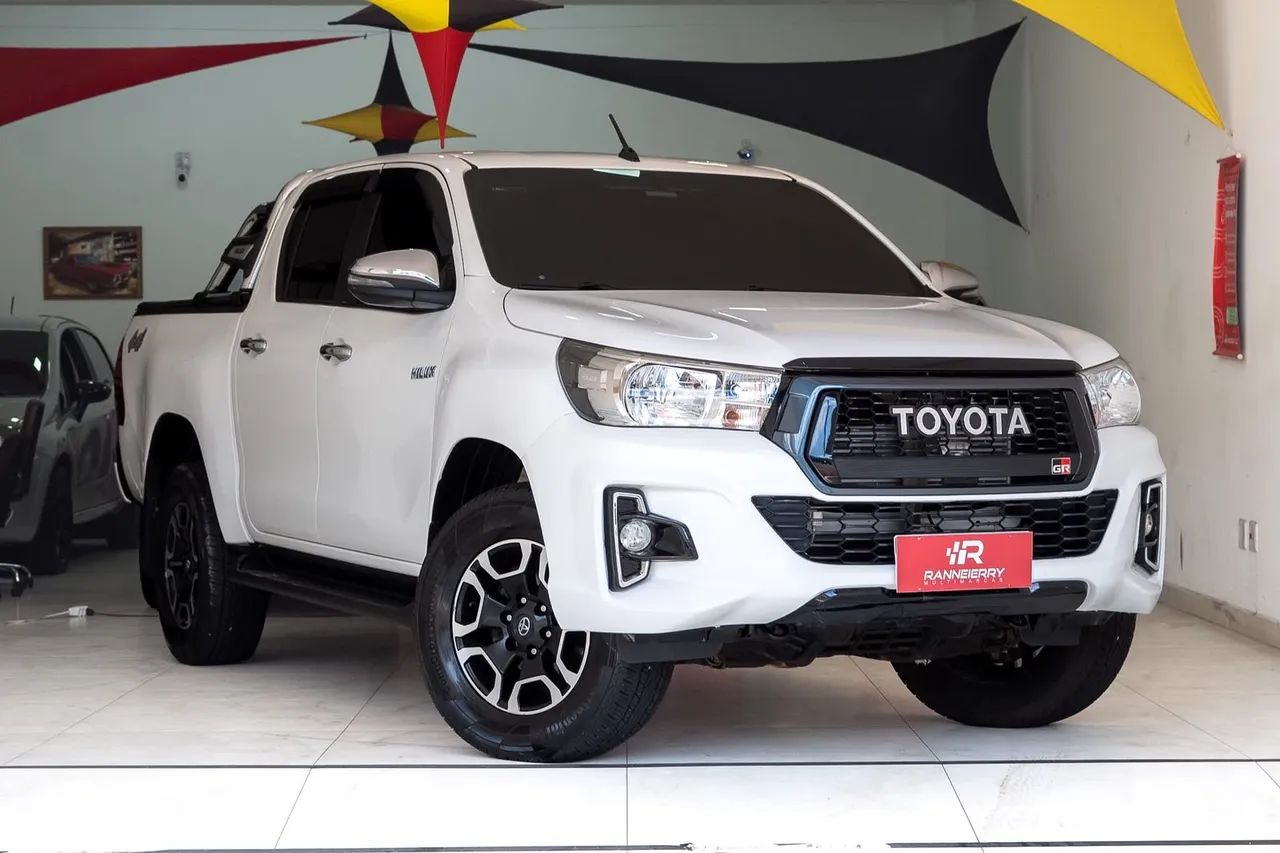 Toyota Hilux Hilux CD 4x4 2.7 16V Flex Mec. 2020